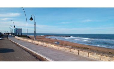 TERRENO- 15 mts X 70 mts - SOBRE LA COSTA - Frente al Mar