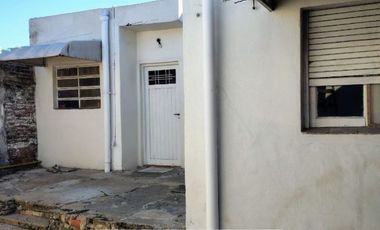 Casa PH en venta en San Antonio de Padua Sur