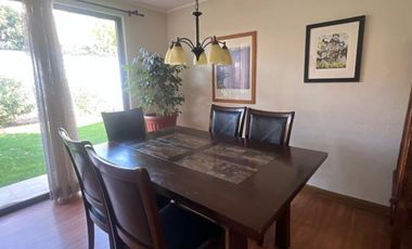 Venta Casa 4D/3B - Colina