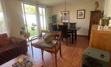 Venta Casa 4D/3B - Colina