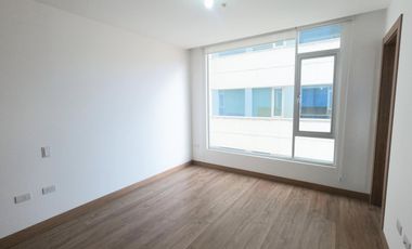 Venta Departamento 2 Dorm. Av 6 de Dic. y Bossano US$ 127927 fcmaqt