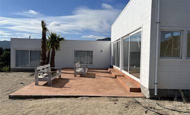 Casa en Arriendo en Condominio CampoMar 1