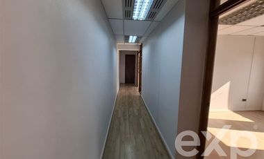Oficina en Venta en Av providencia 2134, entre Guardia vieja y Ricardo Lyon