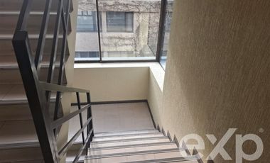 Oficina en Venta en Av providencia 2134, entre Guardia vieja y Ricardo Lyon