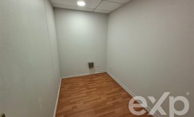 Oficina en Venta en Av providencia 2134, entre Guardia vieja y Ricardo Lyon