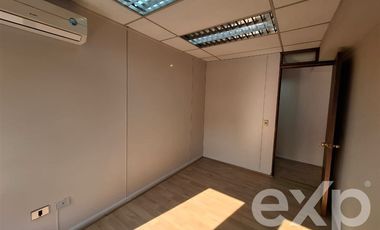 Oficina en Arriendo en Av providencia 2134, entre Guardia vieja y Ricardo Lyon