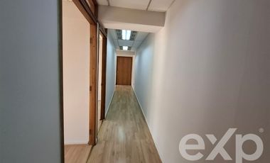 Oficina en Arriendo en Av providencia 2134, entre Guardia vieja y Ricardo Lyon