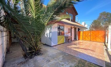Arriendo amplia casa en La Florida 5D+2B+Patio