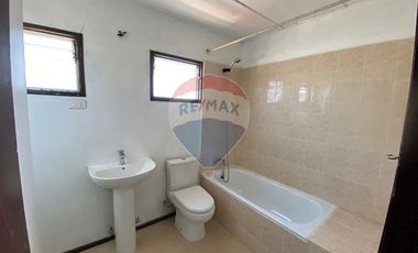 Arriendo amplia casa en La Florida 5D+2B+Patio