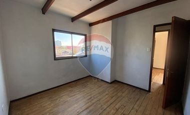 Arriendo amplia casa en La Florida 5D+2B+Patio