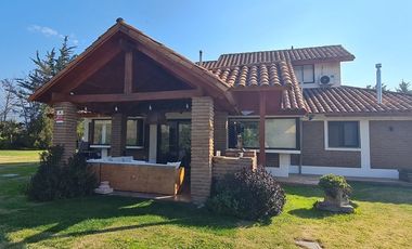Exclusivo Arriendo de Casa en Parcela