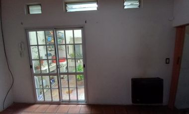 ALQUILER DPTO TIPO CASA EN DOS PLANTAS-4AMB- CON TERRAZA-2BAÃOS-BOULOGNE