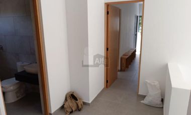 Casa Venta en esquina en Residencial Arbolada de 3 recs y 2.5 baños Cancun Quintana Roo