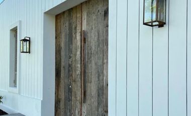 Casa a la laguna central en Marinas Puertos del Lago Escobar