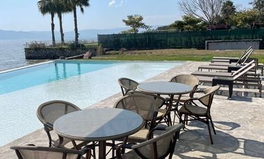 VIVA EL LUJO  A LA ORILLA DEL LAGO DE CHAPALA DE CHAPALA DEPARTAMENTO  EN VENTA