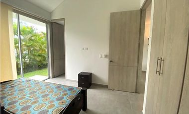 VENTA/ARRIENDO CASA CAMPESTRE UN  PISO PALMA REAL    VILLAVICENCIO