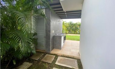 VENTA/ARRIENDO CASA CAMPESTRE UN  PISO PALMA REAL    VILLAVICENCIO