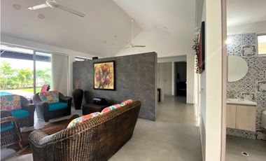 VENTA/ARRIENDO CASA CAMPESTRE UN  PISO PALMA REAL    VILLAVICENCIO