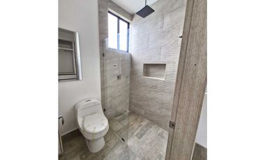 En Venta Casa Urbana 202 m2, Urbanización Cerrada La Mesa Cundinamarca