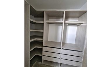 En Venta Casa Urbana 202 m2, Urbanización Cerrada La Mesa Cundinamarca