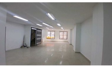 Alquilo Local Barrio Rosalpi, Bello