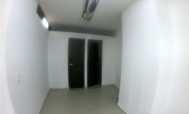 Alquilo Local Barrio Rosalpi, Bello