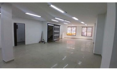 Alquilo Local Barrio Rosalpi, Bello