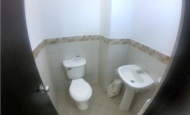 Alquilo Local Barrio Rosalpi, Bello