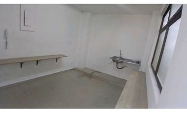 Alquilo Local Barrio Rosalpi, Bello