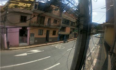 Alquilo Local Barrio Rosalpi, Bello