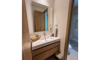 SE VENDE APARTAMENTO EN BAIA KRISTAL - ZONA NORTE