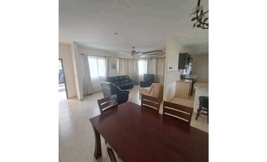 VENDO.CASA EN LA.FONTANA