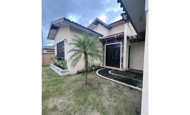 VENDO.CASA 4HABITACIONES DAVID