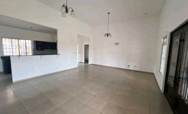 VENDO.CASA 4HABITACIONES DAVID