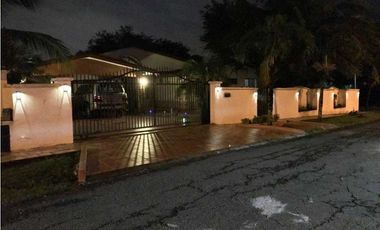 EN.VENTA CASA 3HAB COQUITO