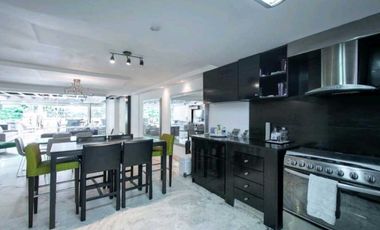 SE VENDE CASA 5 REC.CON PISCINA EN PLAYA GORGONA EN CORONADO