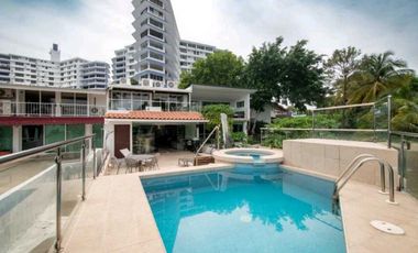 SE VENDE CASA 5 REC.CON PISCINA EN PLAYA GORGONA EN CORONADO