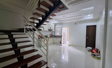 Move‑In Now! 2‑BR Furnished Townhouse with Pool Access in Malabanias