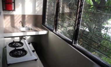 Comfortable Two Bedroom Furnished Townhouse with Pool Access in Malabanias