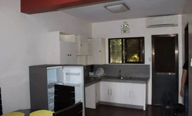 Comfortable Two Bedroom Furnished Townhouse with Pool Access in Malabanias