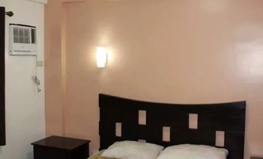 Comfortable Two Bedroom Furnished Townhouse with Pool Access in Malabanias