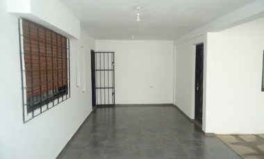 BÂ° AMEGHINO SUR, IMPECABLE VIVIENDA ESQUINA.- ( PROXIMAMENTE) MEDIADOS DE JULIO.-