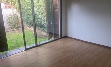 Casa en Arriendo en Gerónimo de Alderete / Las Hualtatas