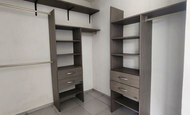 Renta casa amueblada 3 Recamaras con paneles  piscina Conkal