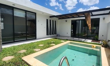 Renta casa amueblada 3 Recamaras con paneles  piscina Conkal