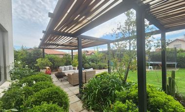 Casa en Arriendo en El Polo de Machalí