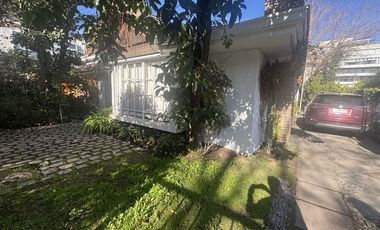 Casa en Arriendo en Apumanque