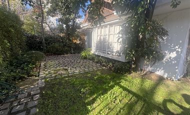 Casa en Arriendo en Apumanque