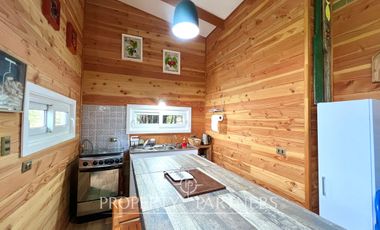 Casa con hermosa cabaña en condominio cerrado