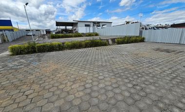 Arriendo patio terreno norte de Quito Av principal Galo PLaza - Carcelen